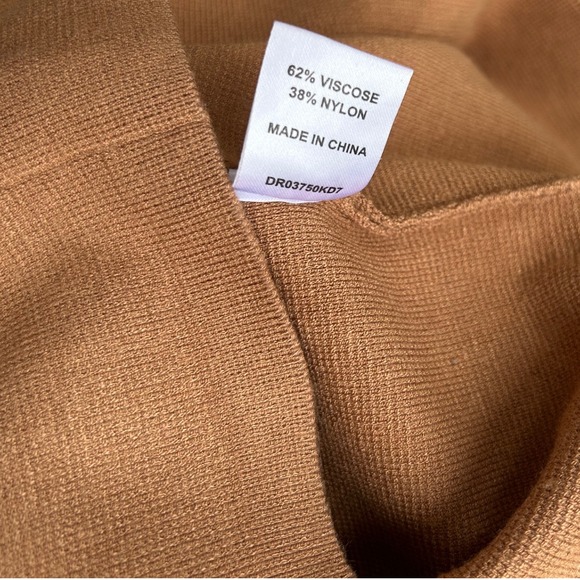 Meshki Heidi Contrast Binding Knitted Open Back Strappy Midi Dress Tan Size XS - Picture 9 of 9